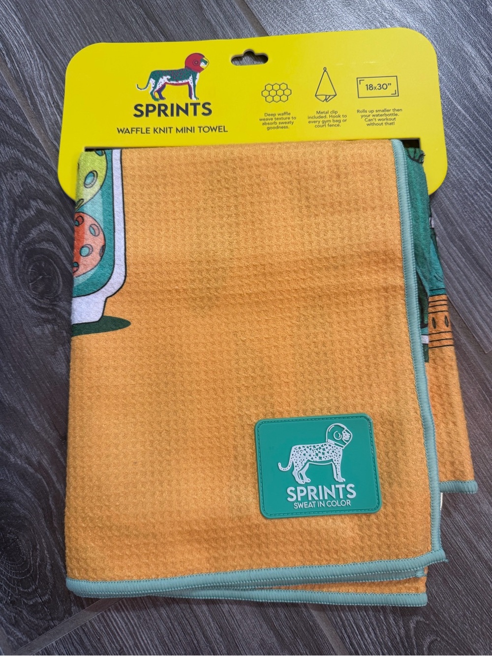 Sprints Waffle Knit Pickle Jar printed Sweat Towel Orange & Green NWT
